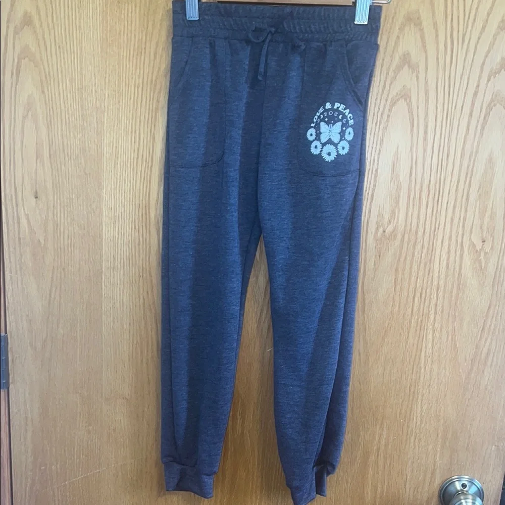 Crown‎ of Heart Heathered Blue/Gray Joggers Girls Size small NWT butterfly daisy